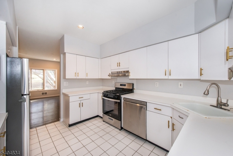 Stepping Ridge - Residential Lease