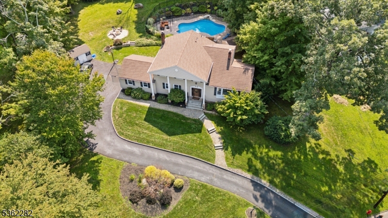 SHONGUM LAKE - Residential