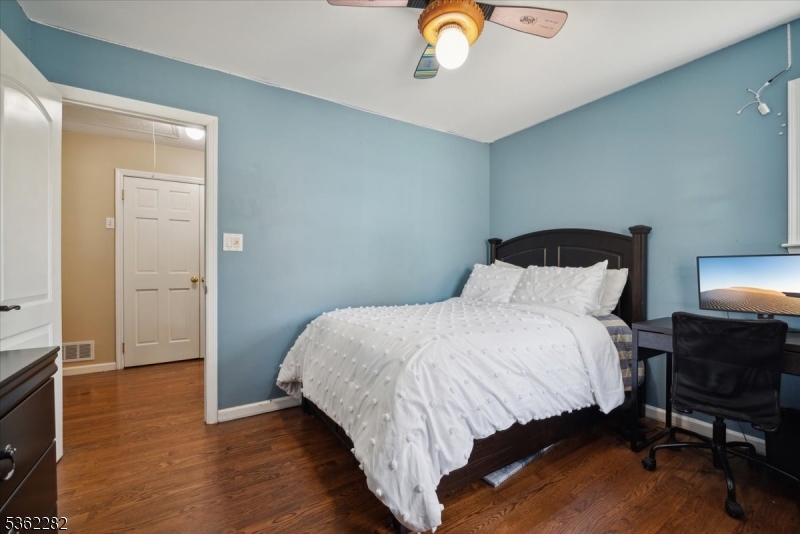 SHONGUM LAKE - Residential