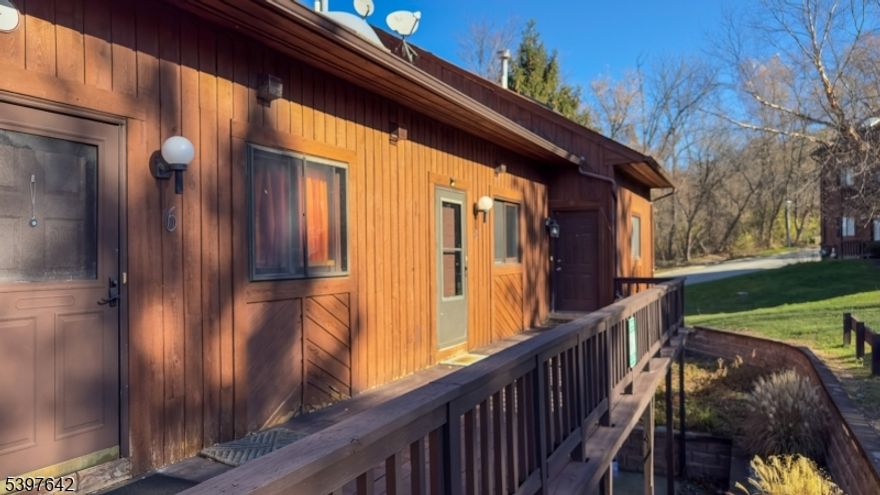 This comfortable two-bedroom condo in Great Gorge offers an easy, low-maintenance lifestyle with an open living area, new flooring, fresh paint, and plenty of natural light throughout. An in-unit washer and dryer make day-to-day living simple and convenient. Great Gorge places you close to everything Vernon is known for. From peaceful lakes and local parks to wellness centers and nearby dining, you'll have a wide range of activities within minutes. Outdoor lovers can take advantage of nearby trails, scenic overlooks, and biking routes, while winter brings access to ski slopes and snowboarding just down the road. Golf courses, community amenities, and seasonal attractions round out the area, giving you plenty to enjoy year-round. Whether you seek a serene retreat to unwind or a location that keeps you close to adventure, this condo offers a clean, bright, and inviting space in one of Vernon's most desirable neighborhoods.