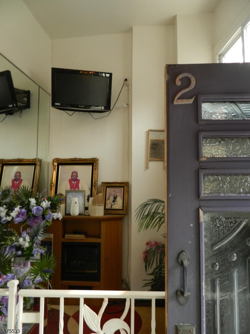 Commercial - Commercial Sale