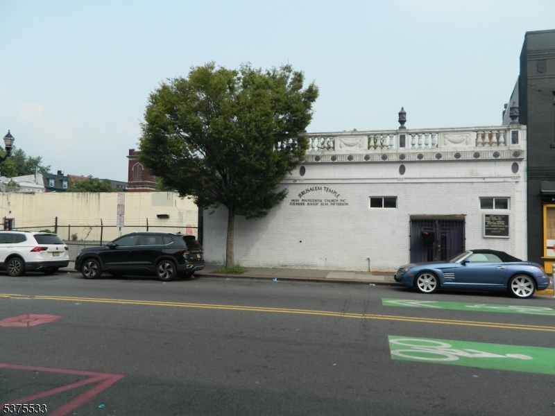 Commercial - Commercial Sale