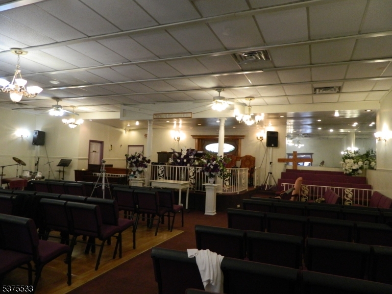 Commercial - Commercial Sale