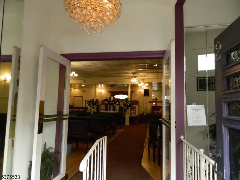 Commercial - Commercial Sale