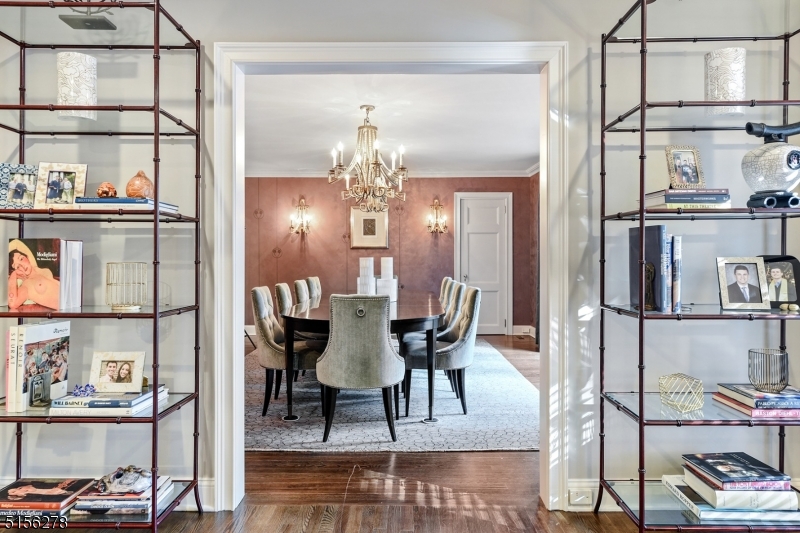 OLD SHORT HILLS - Residential