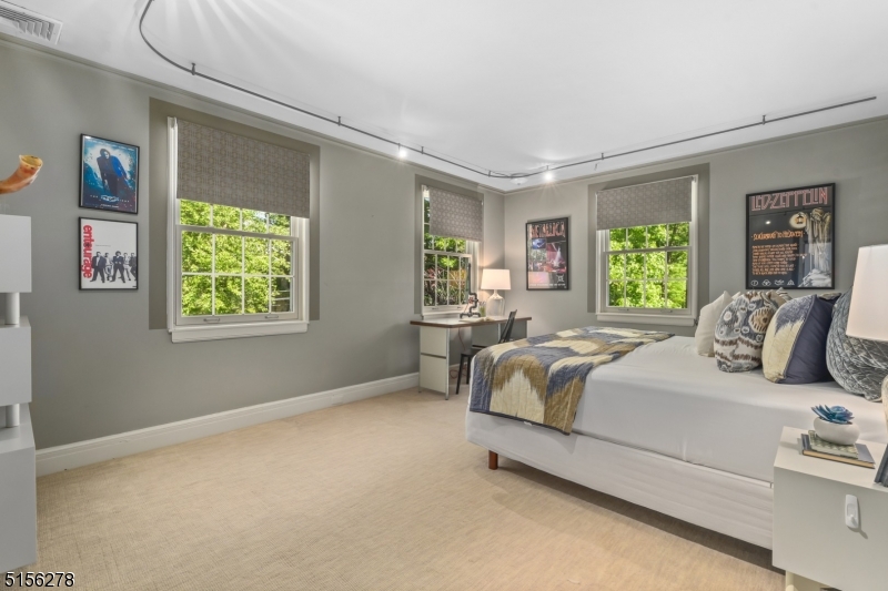 OLD SHORT HILLS - Residential