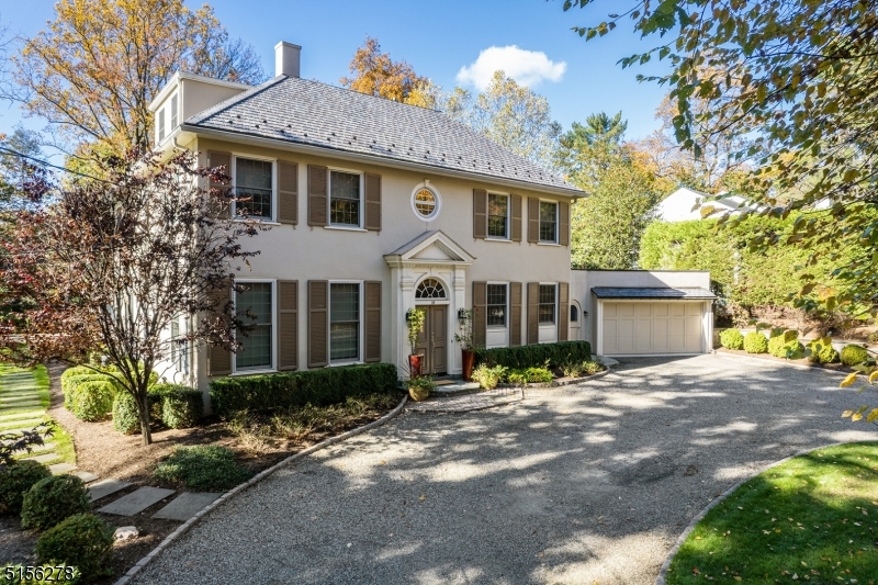 OLD SHORT HILLS - Residential