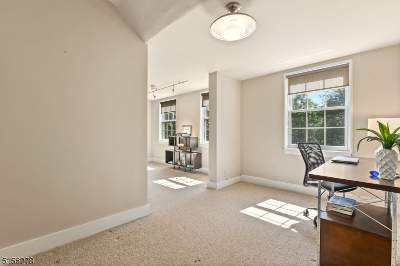 OLD SHORT HILLS - Residential