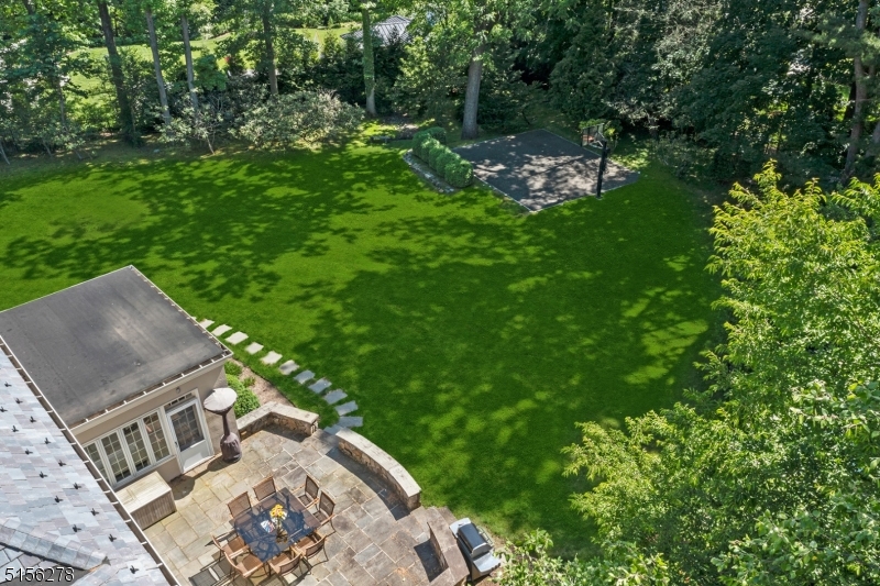 OLD SHORT HILLS - Residential