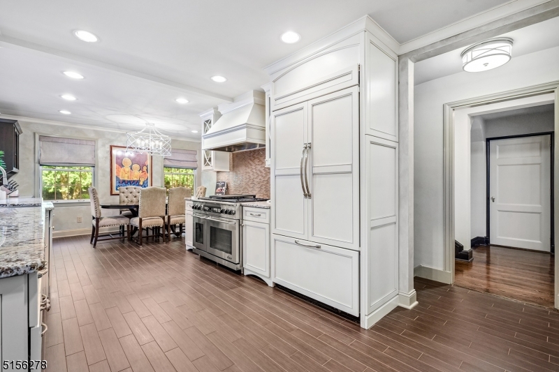 OLD SHORT HILLS - Residential