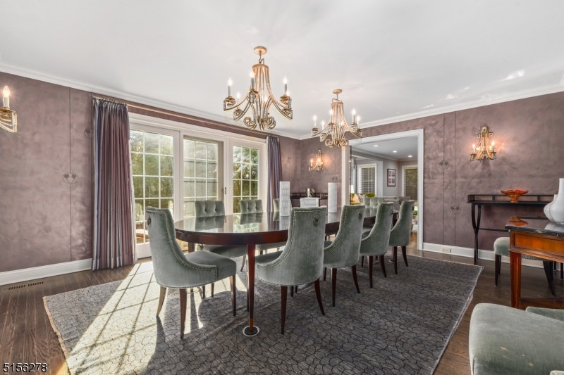 OLD SHORT HILLS - Residential