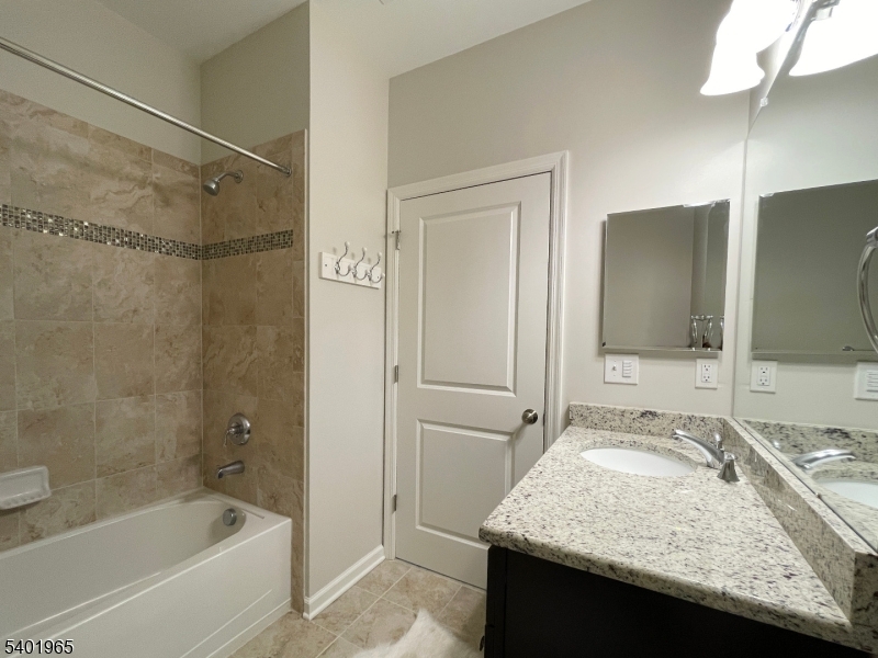 Brookland at Lakepointe - Residential Lease