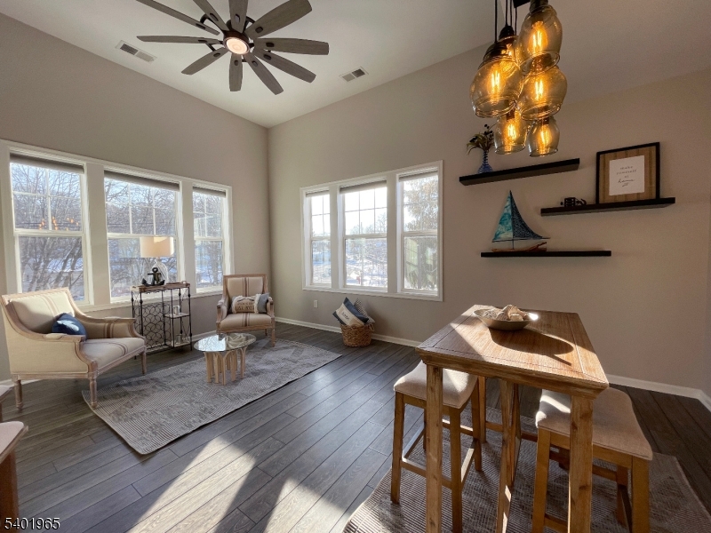 Brookland at Lakepointe - Residential Lease