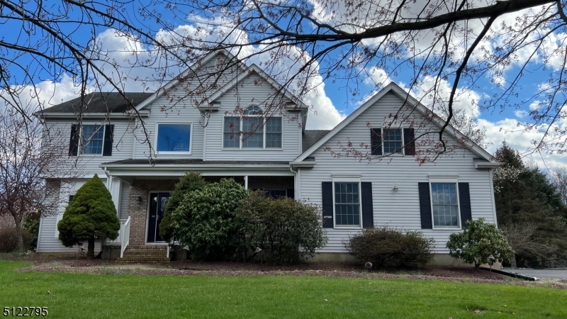 Country Classic - Residential Lease