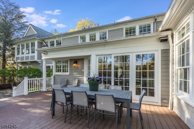 Yantacaw Brook Park - Residential