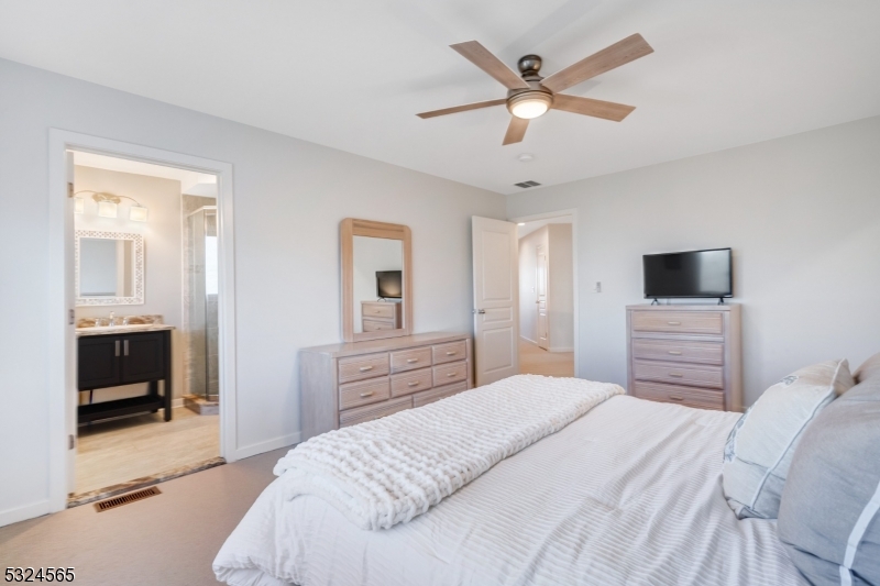 Mantoloking Shores - Residential