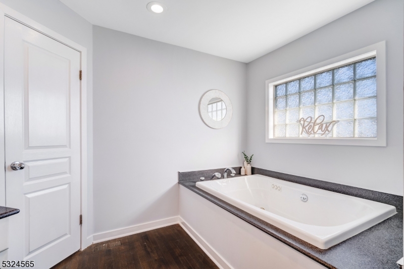 Mantoloking Shores - Residential