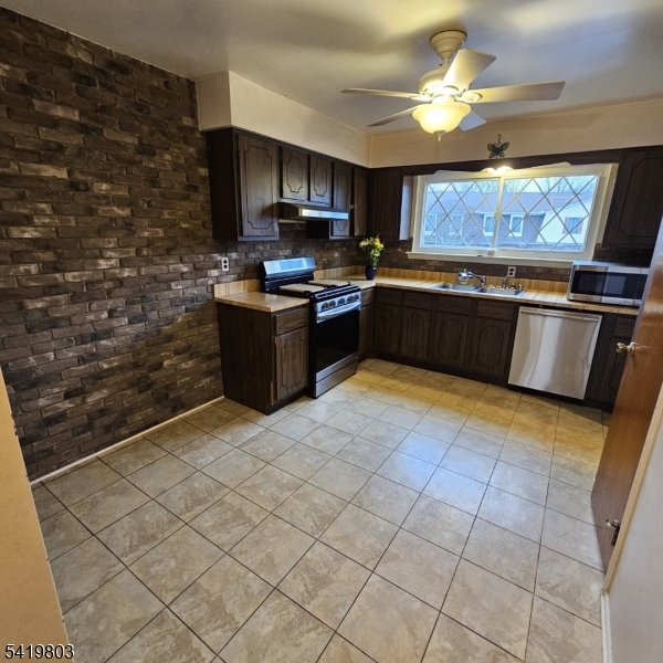 Tudor Village Community - Residential