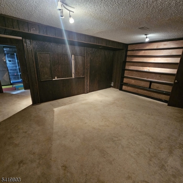 Tudor Village Community - Residential