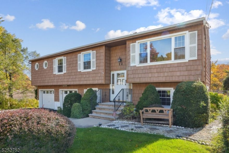 Don't miss this opportunity to grab this beautiful 3 Bedroom B-Level home in this desirable Roxbury neighborhood. Make this home your own. Convenient for shopping and close to major highways.