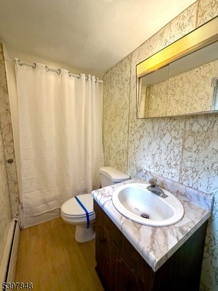 Gordon Lakes - Residential