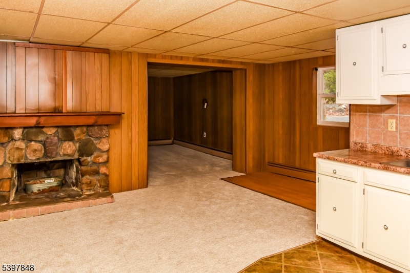 Gordon Lakes - Residential