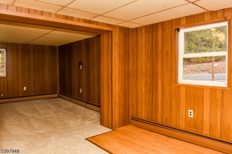 Gordon Lakes - Residential