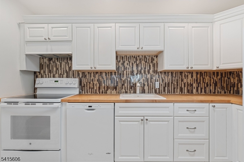 Cliff House - Residential