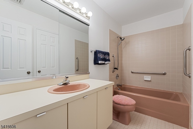 Cliff House - Residential