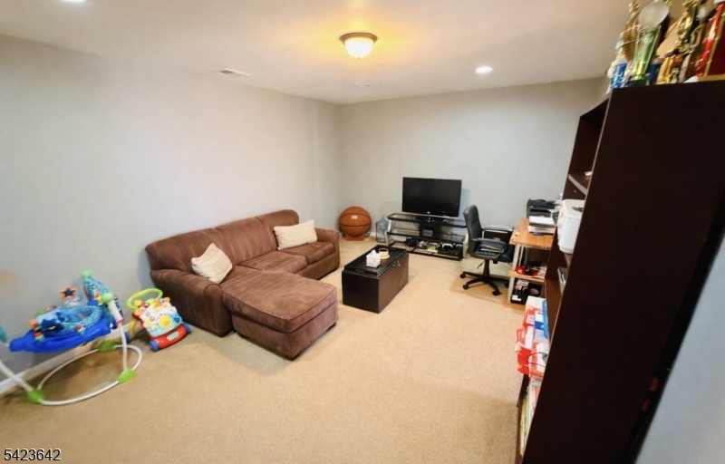 The Oak - Residential