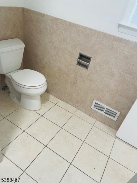 COLONIA - Residential Lease