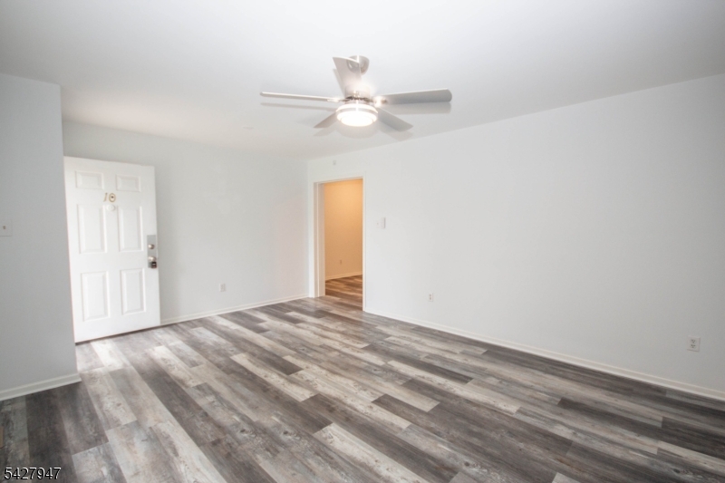 Heritage Lakes - Residential Lease