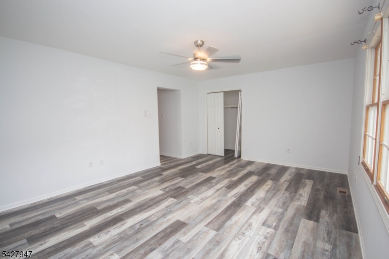 Heritage Lakes - Residential Lease