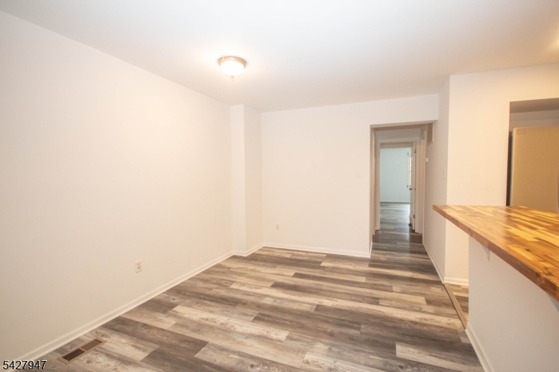 Heritage Lakes - Residential Lease
