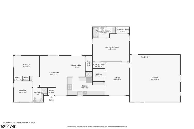 Main image without alt text