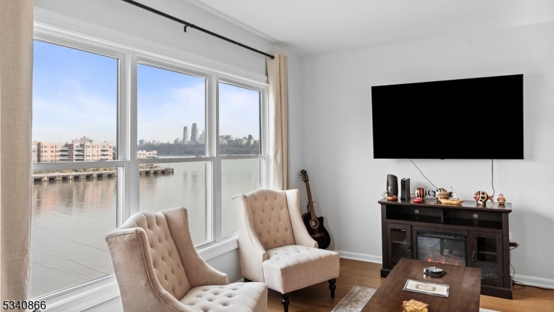 City Place at The Promenade - Residential