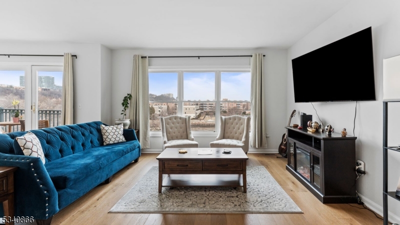 City Place at The Promenade - Residential