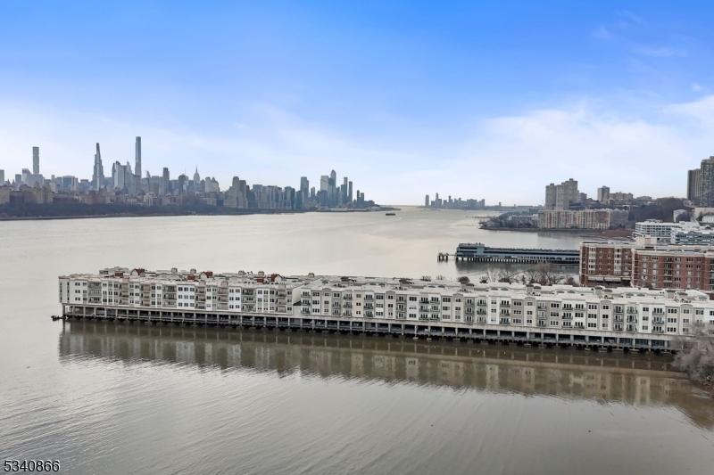 City Place at The Promenade - Residential