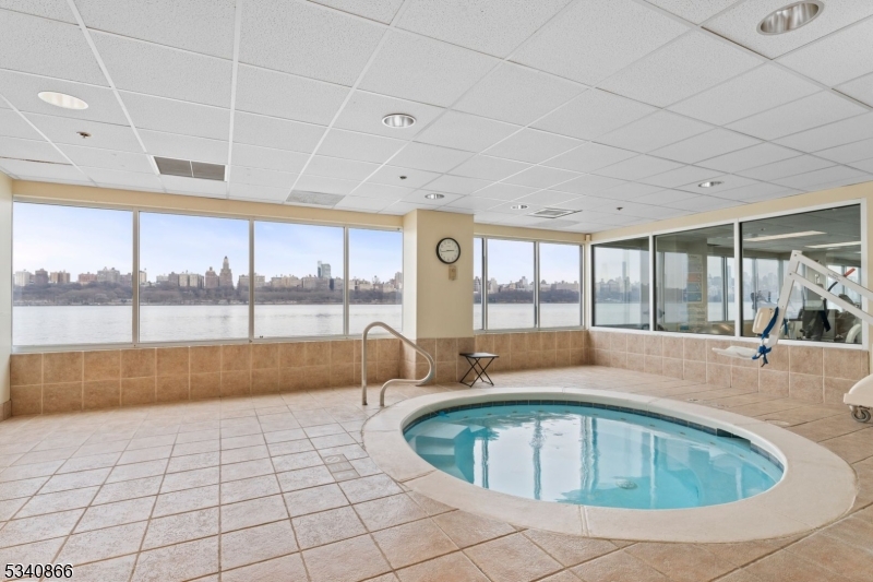 City Place at The Promenade - Residential