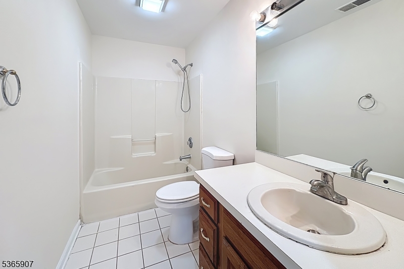 Woods Edge - Residential Lease