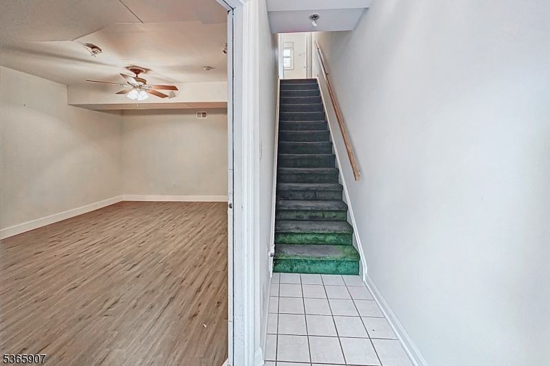 Woods Edge - Residential Lease