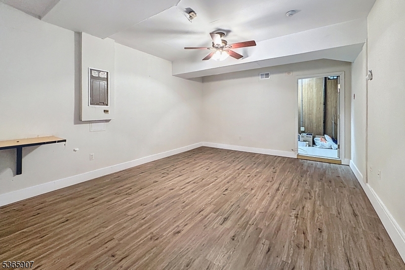 Woods Edge - Residential Lease