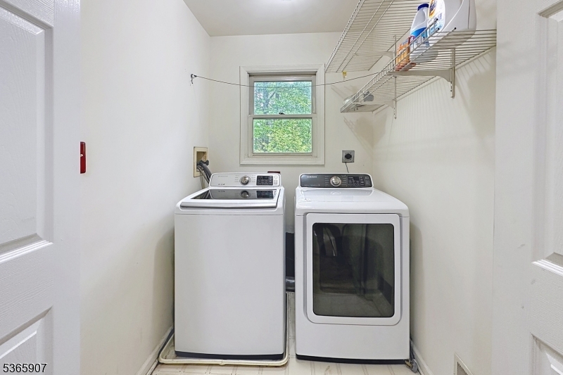 Woods Edge - Residential Lease