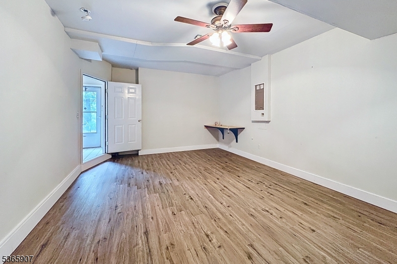 Woods Edge - Residential Lease