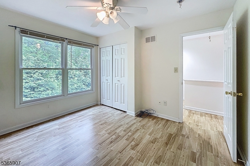 Woods Edge - Residential Lease