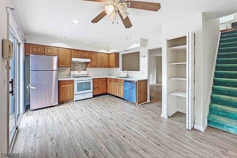 Woods Edge - Residential Lease