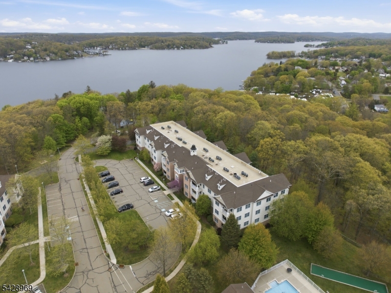 Horizons At Mount Arlington - Residential