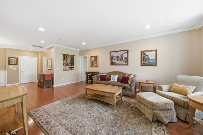 Horizons At Mount Arlington - Residential