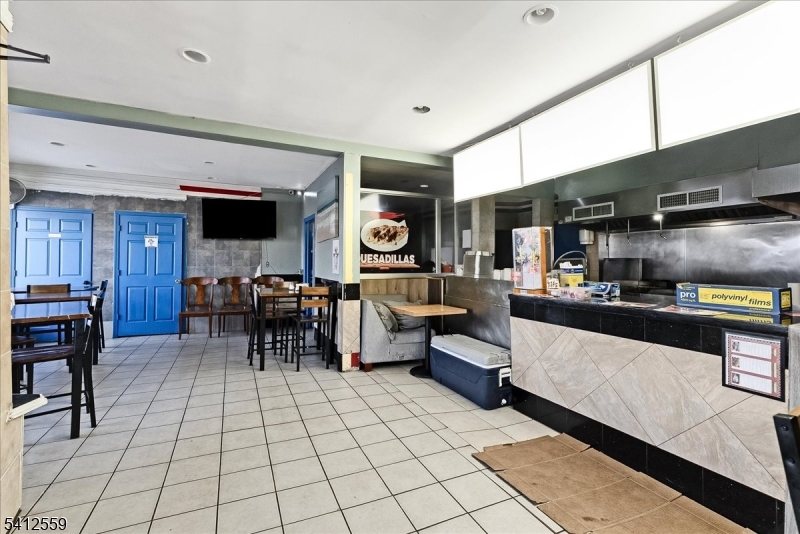 Plainfield - Commercial Sale