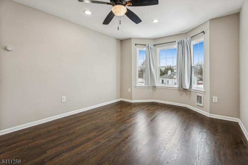 Beacon Hill - Residential